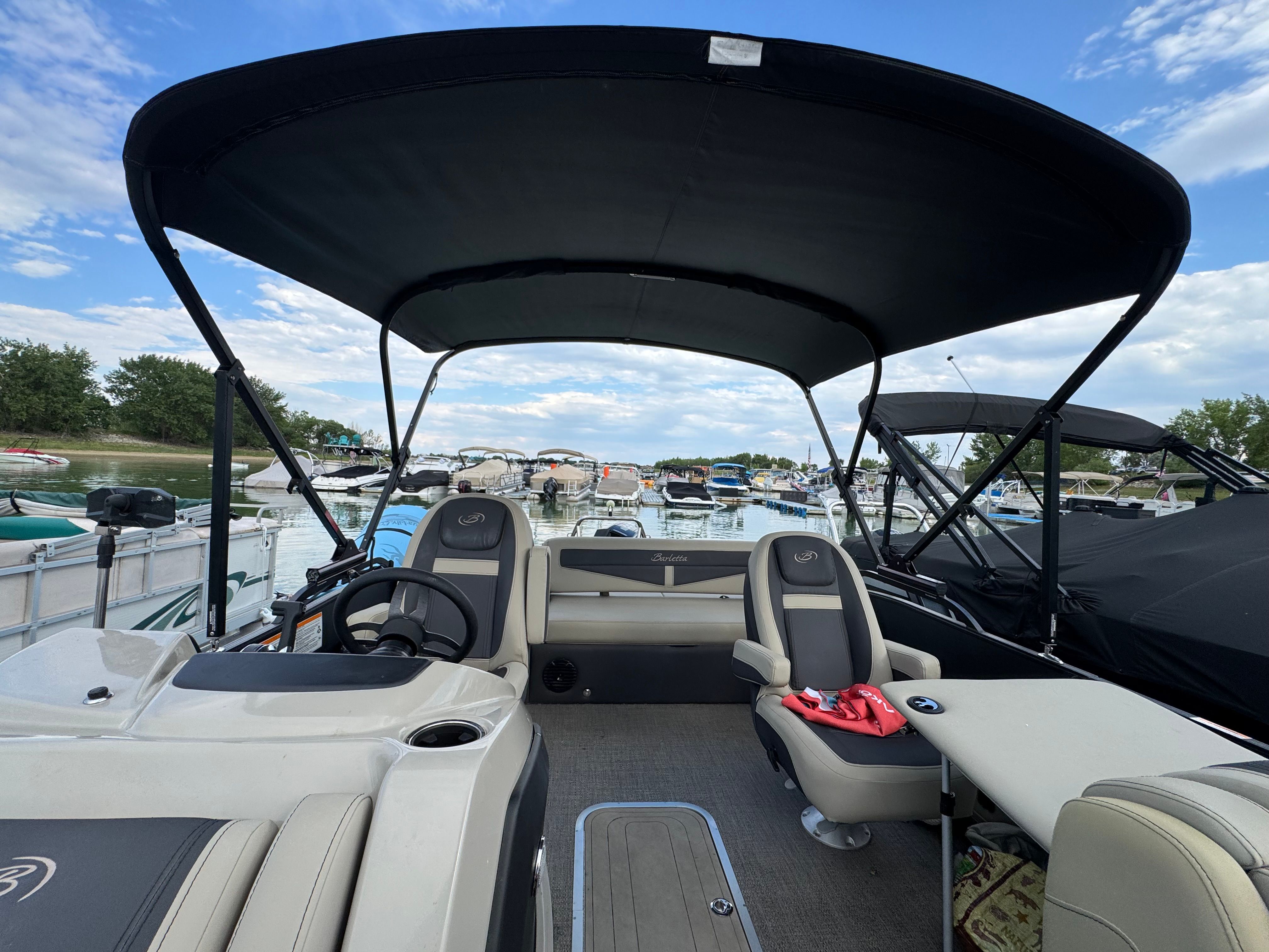 2023 Barletta Cabrio 22UC