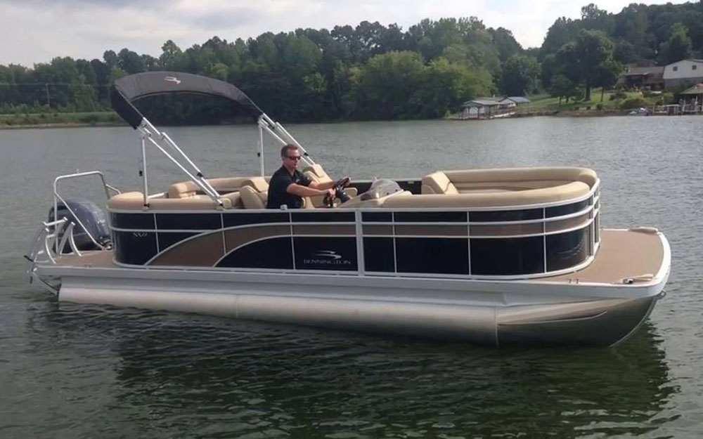 Bennington 22 SXSR