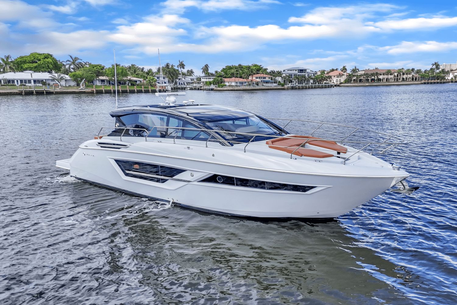 2025 Cruisers Yachts 46 Cantius