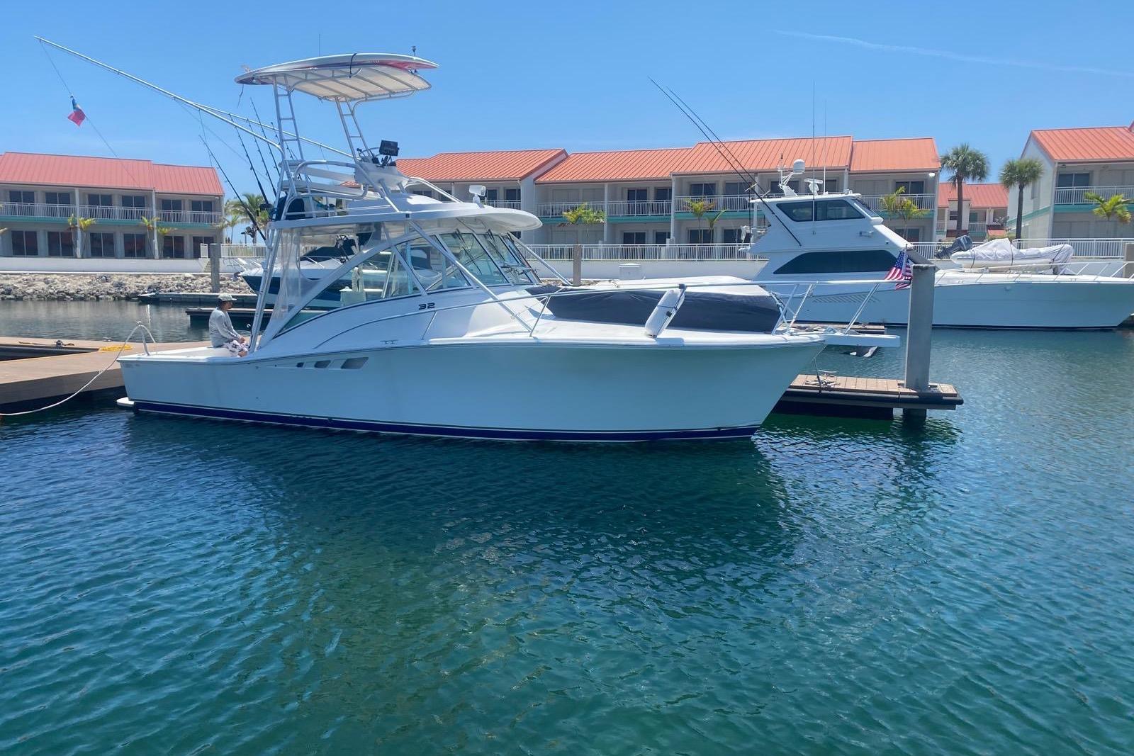2002 Luhrs 32 Open