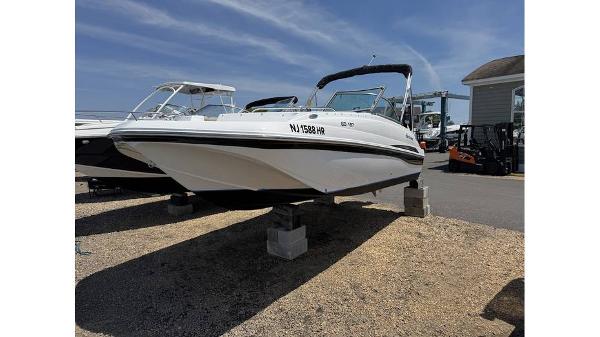 2022 Hurricane Sun Deck 187