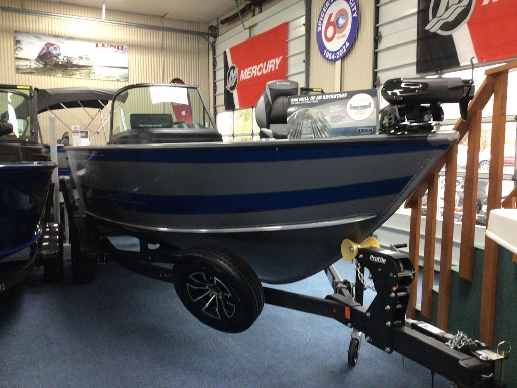 2025 Lund 1875 Fisherman
