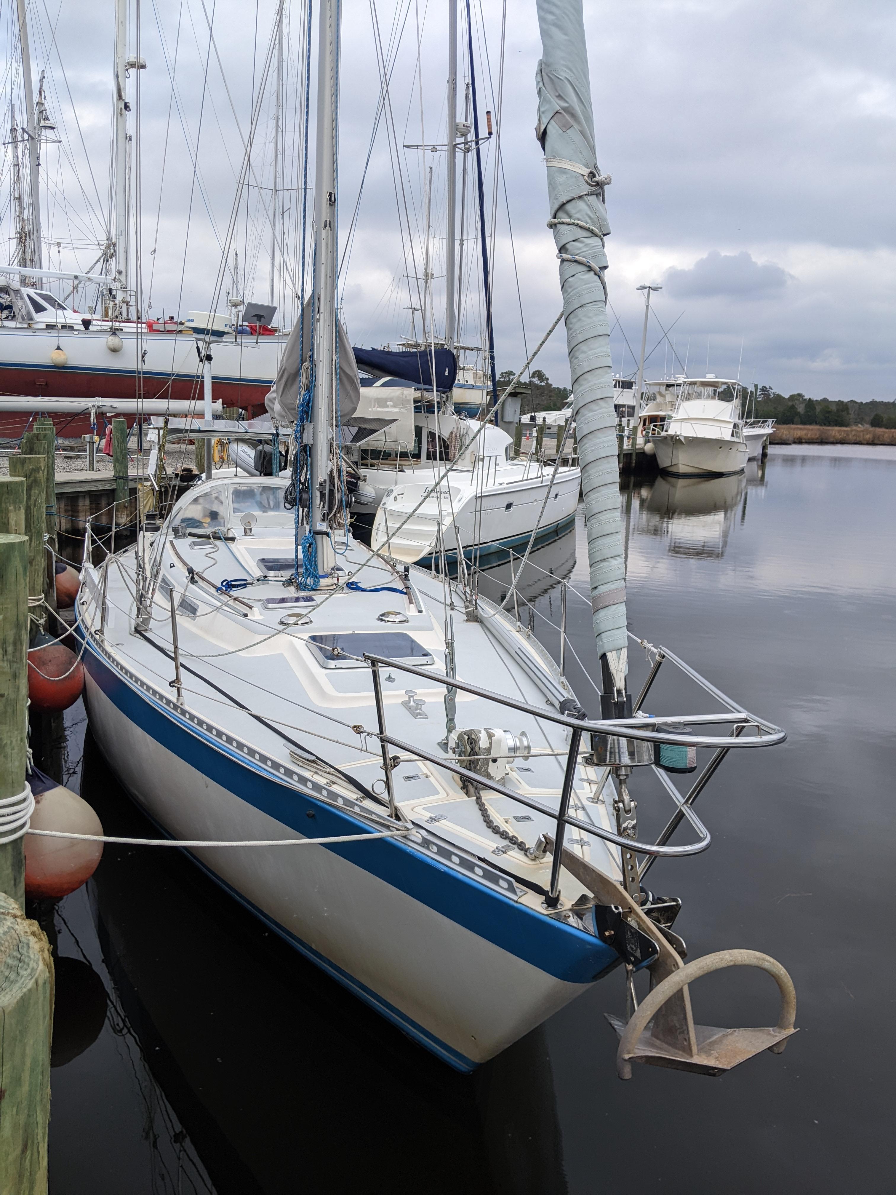 1984 Wauquiez Hood 38 MK II