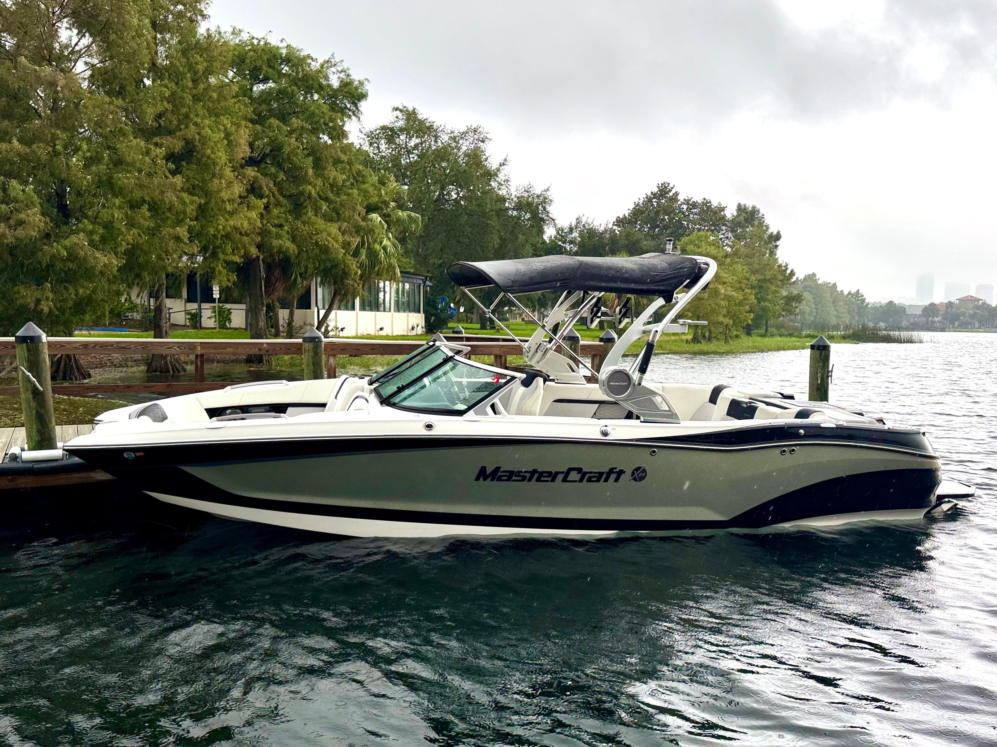 2021 MasterCraft X24