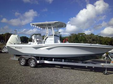 2025 Ranger 2660 Bay