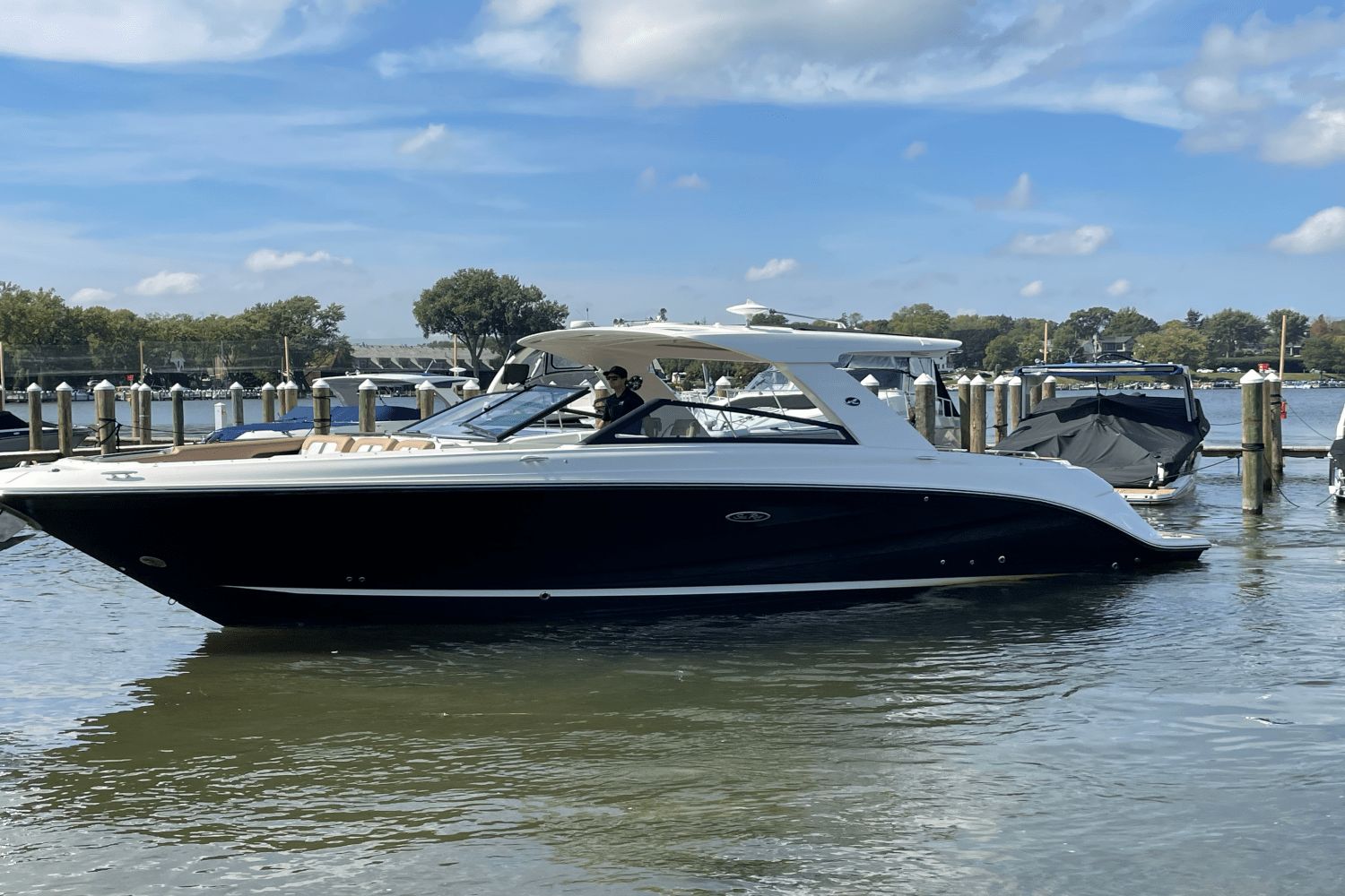 2019 Sea Ray SLX 400