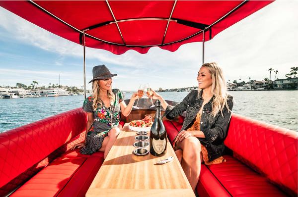 2021 Vision Marine Technologies Fantail 217