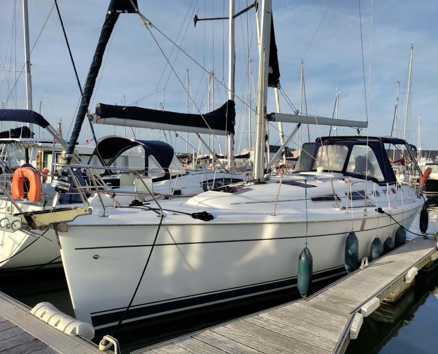 2006 Hunter 38