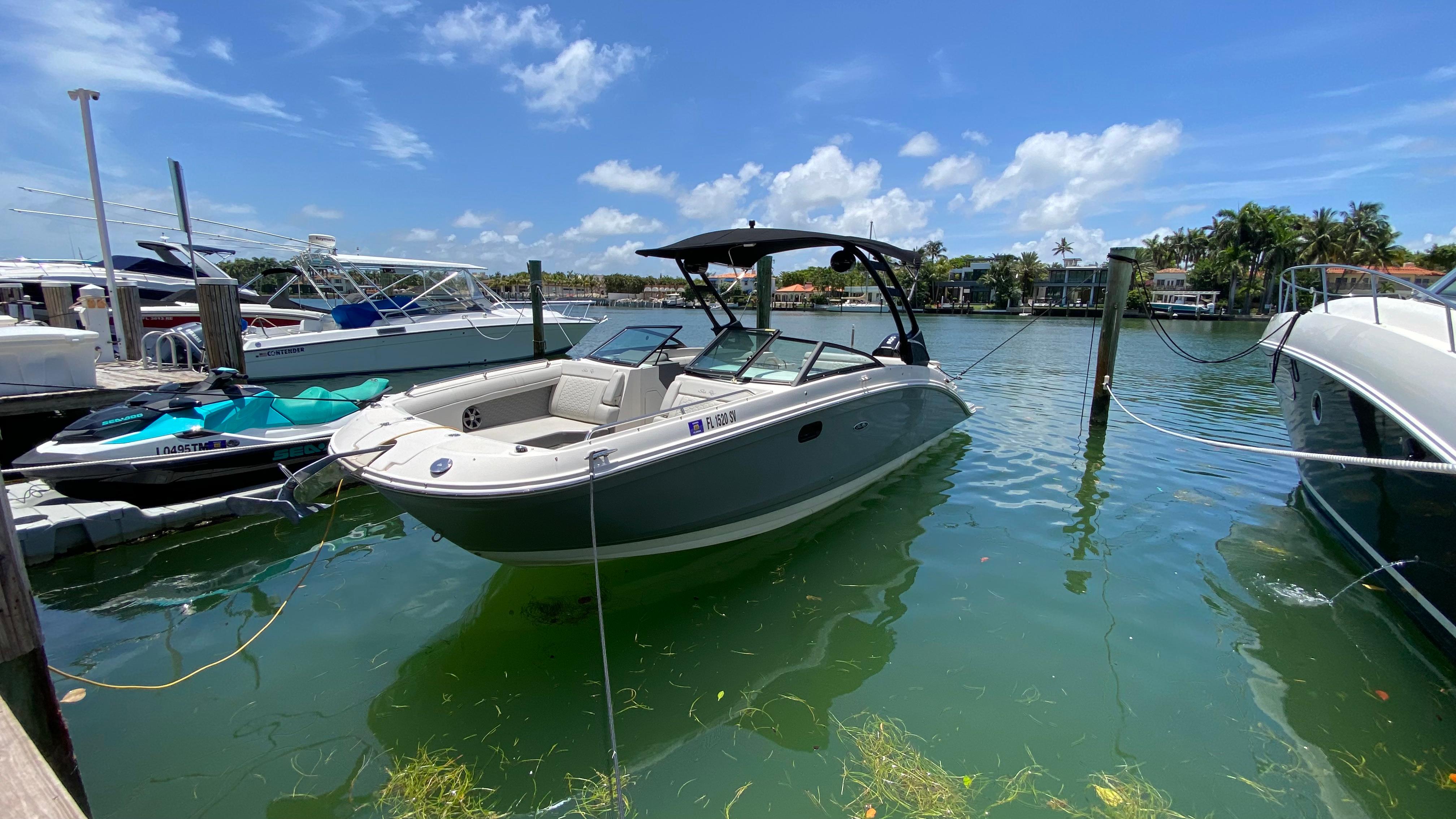 2021 Sea Ray SDX 270 OB