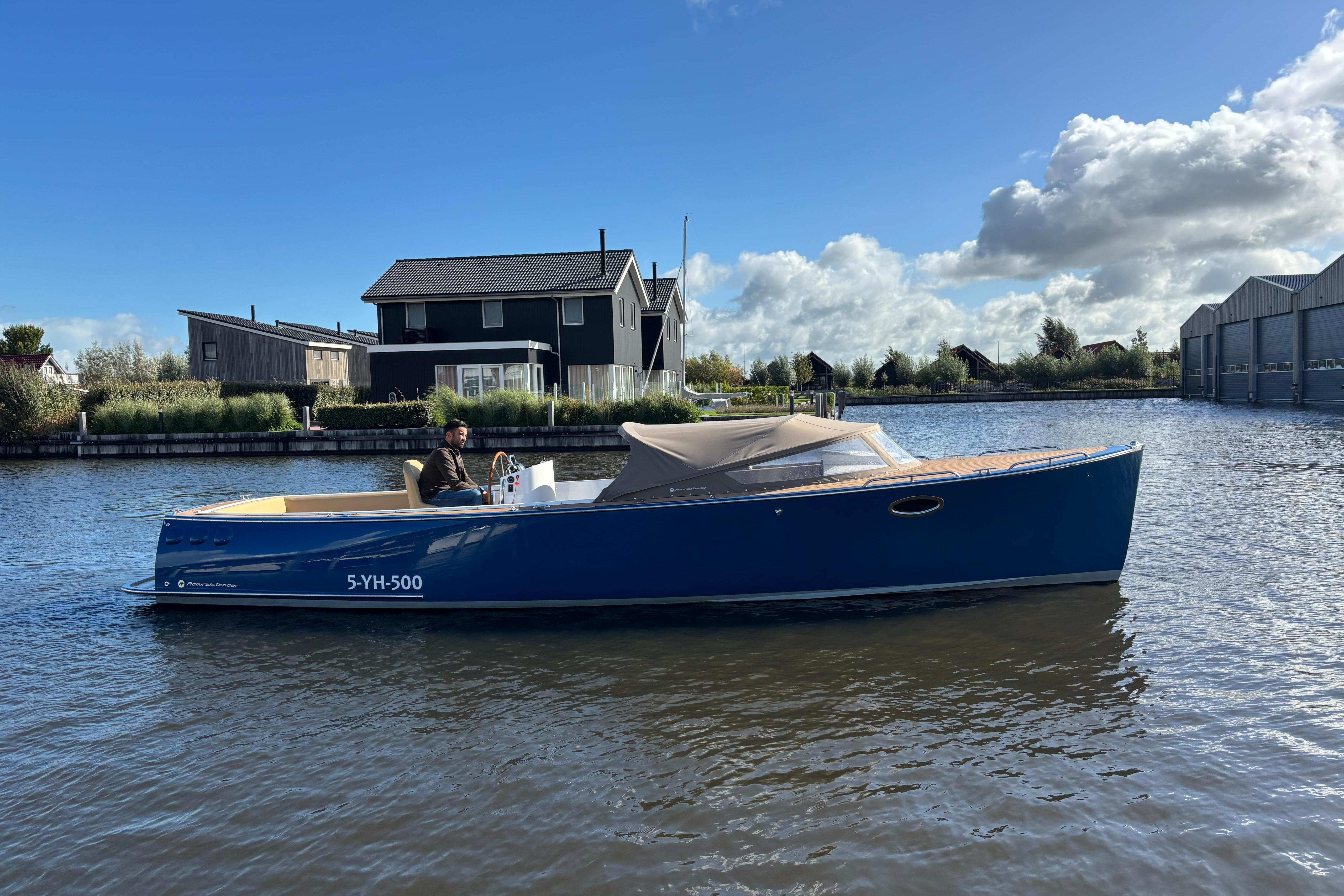 2025 AdmiralsTender C28