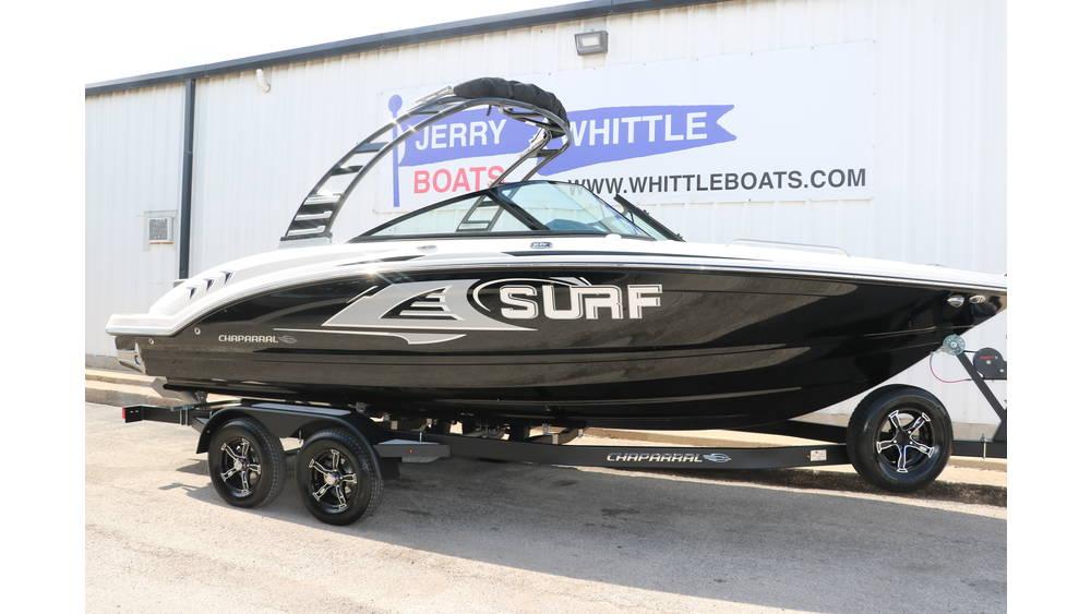 2025 Chaparral 23 Surf