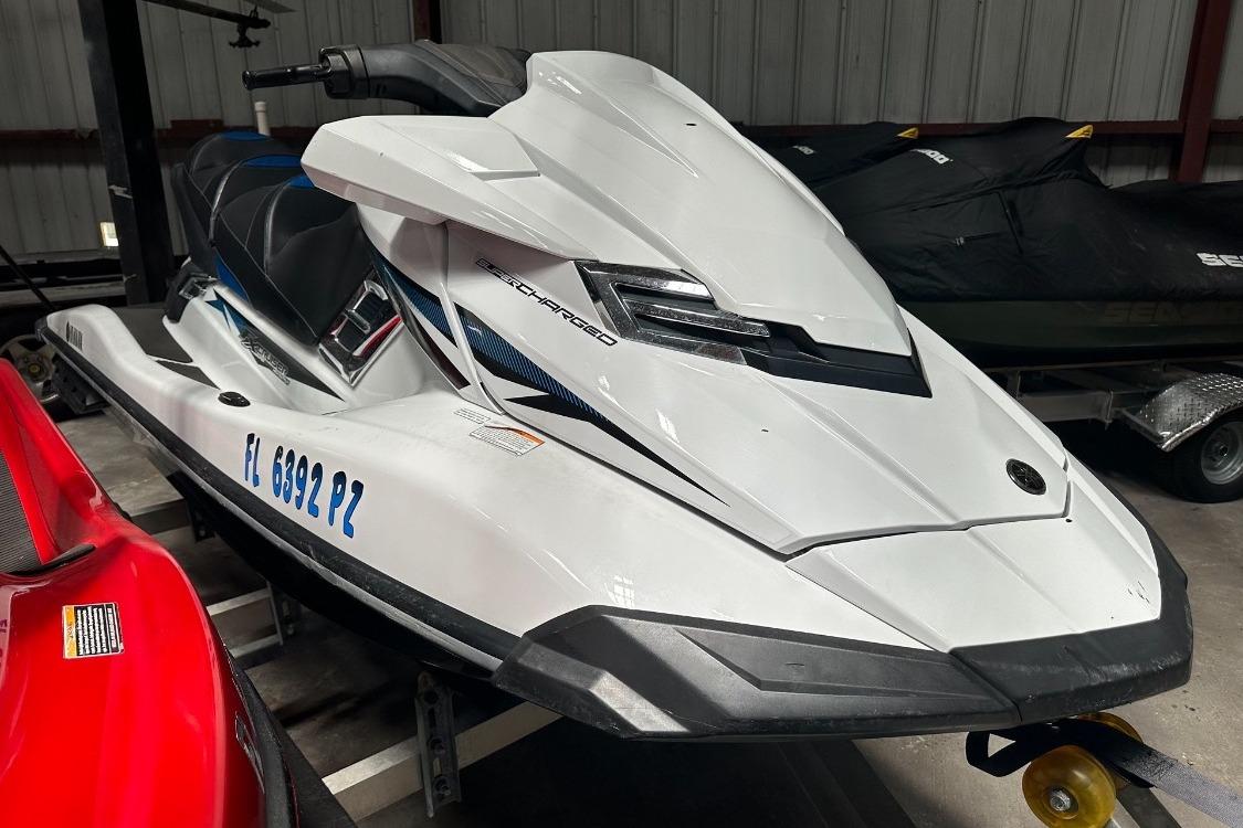 2015 Yamaha WaveRunner FX SHO