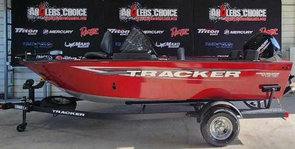 Tracker Pro Guide V-175 Combo 2025 Tracker Pro Guide V-175 Combo boat in red on display at Anglers Choice.