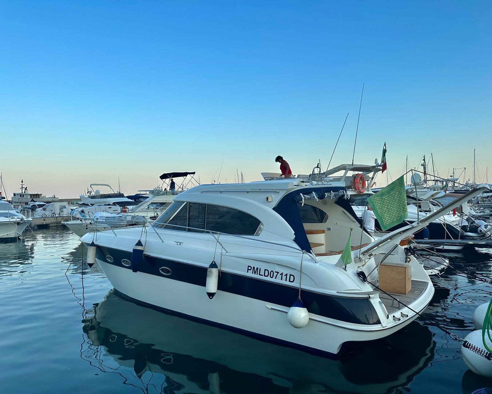 2009 Bavaria BMB 37 HT