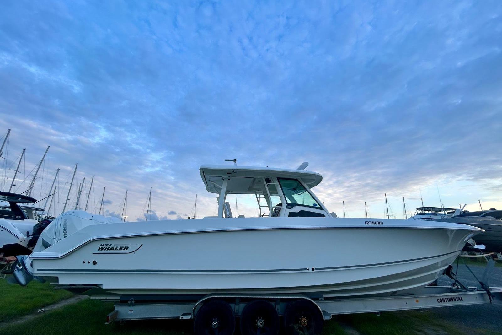 2017 Boston Whaler 380 Outrage