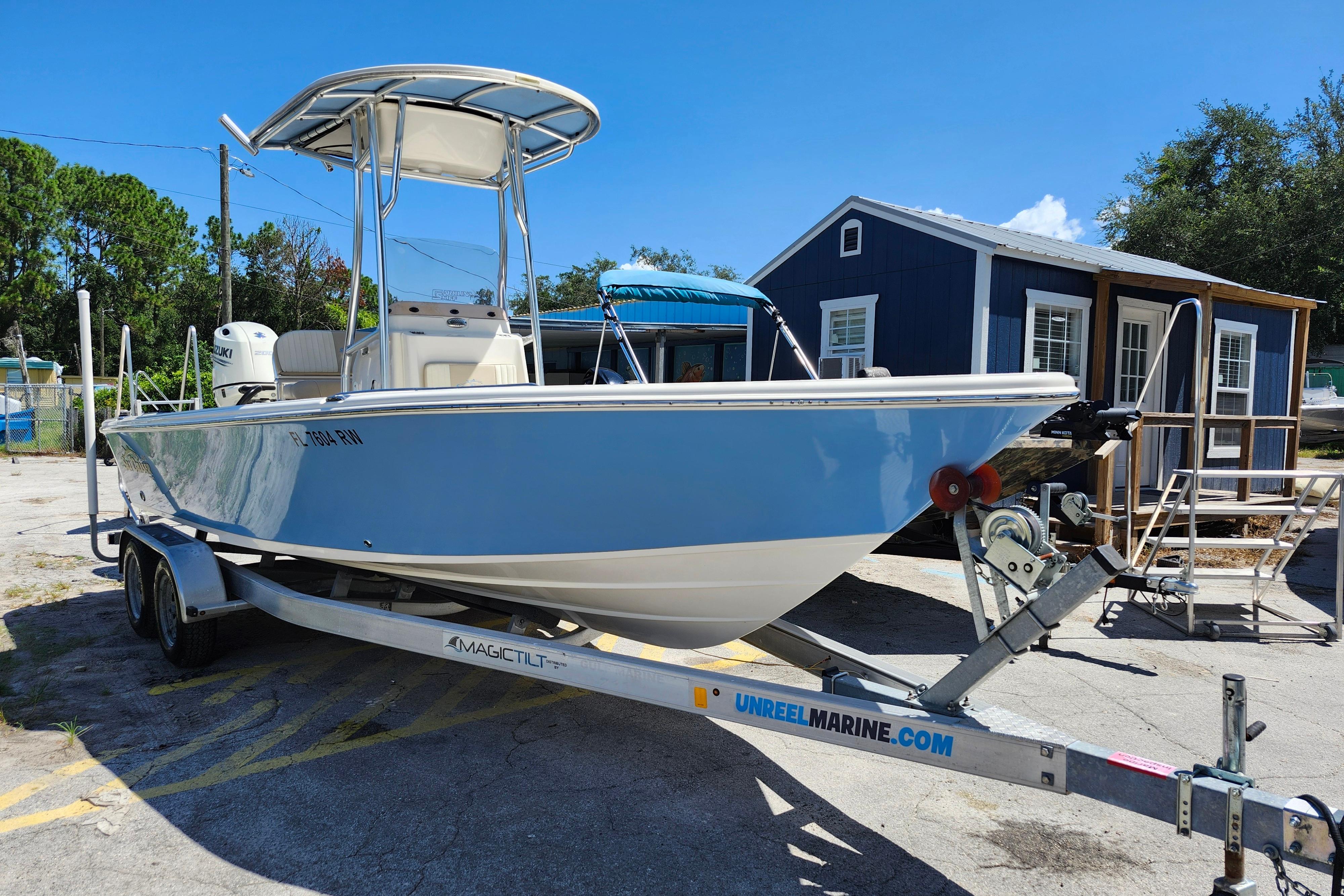 2019 Sea Chaser 23 LX Bay Runner