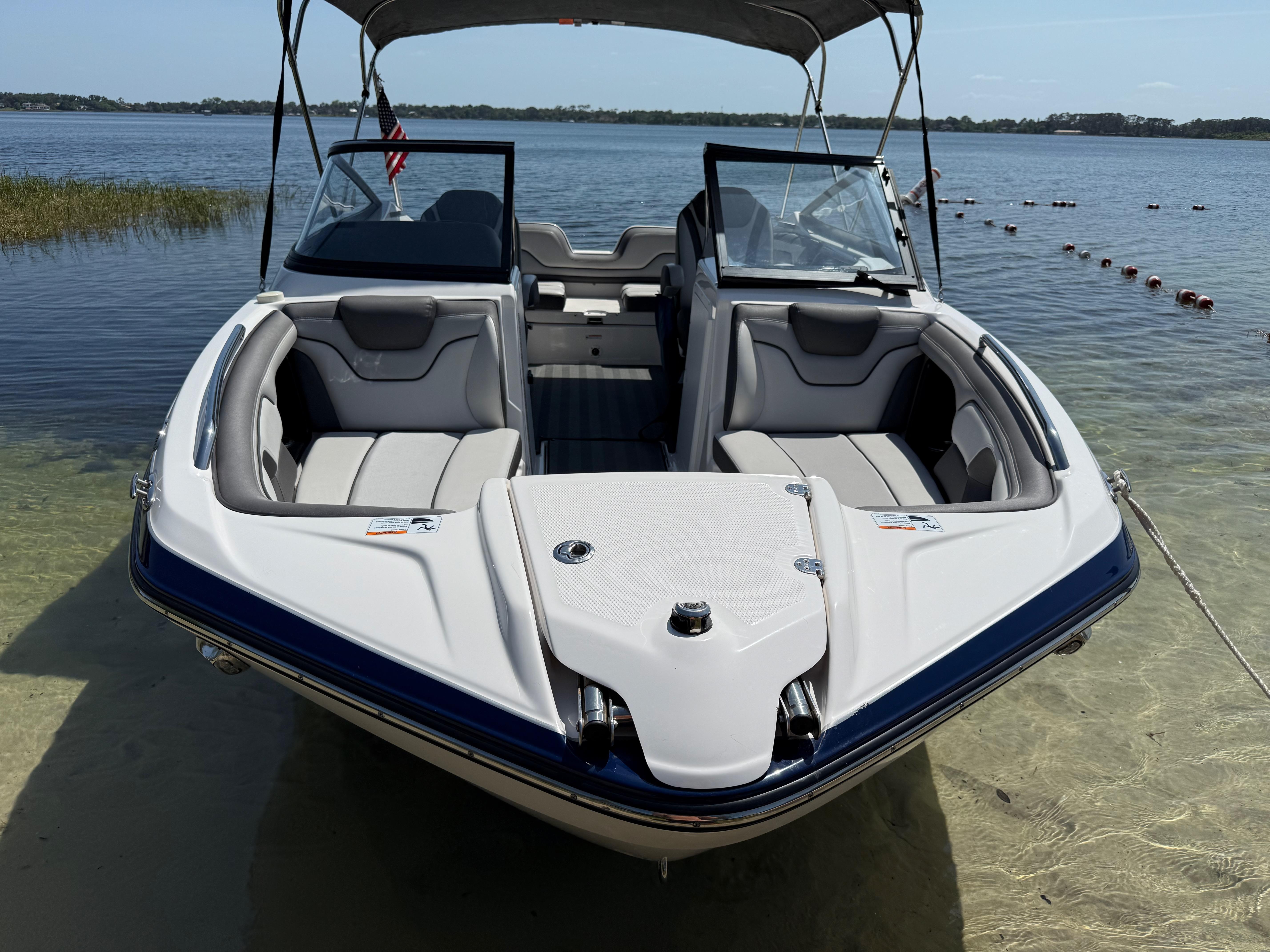 2019 Yamaha Boats 212 Limited