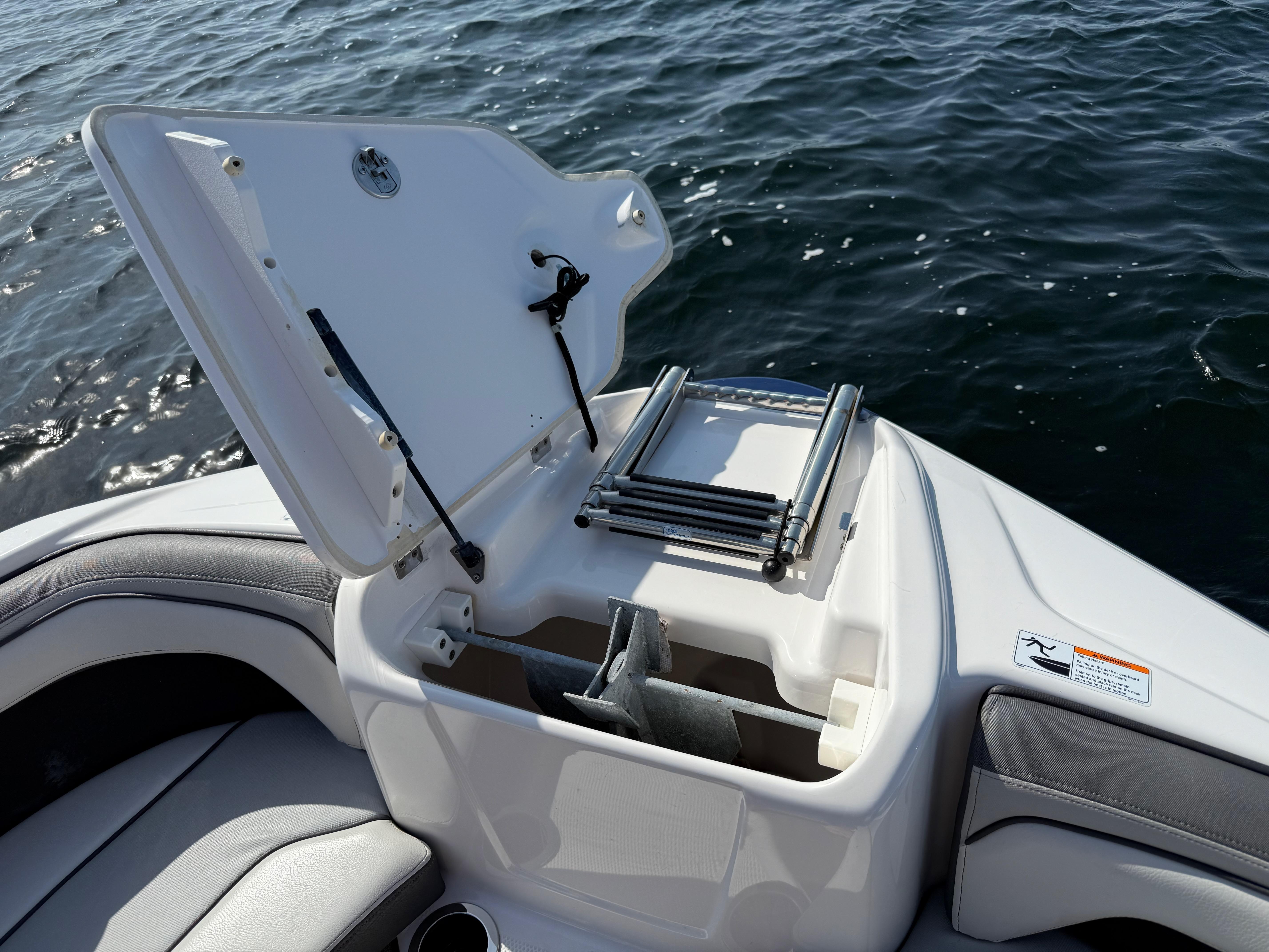 2019 Yamaha Boats 212 Limited