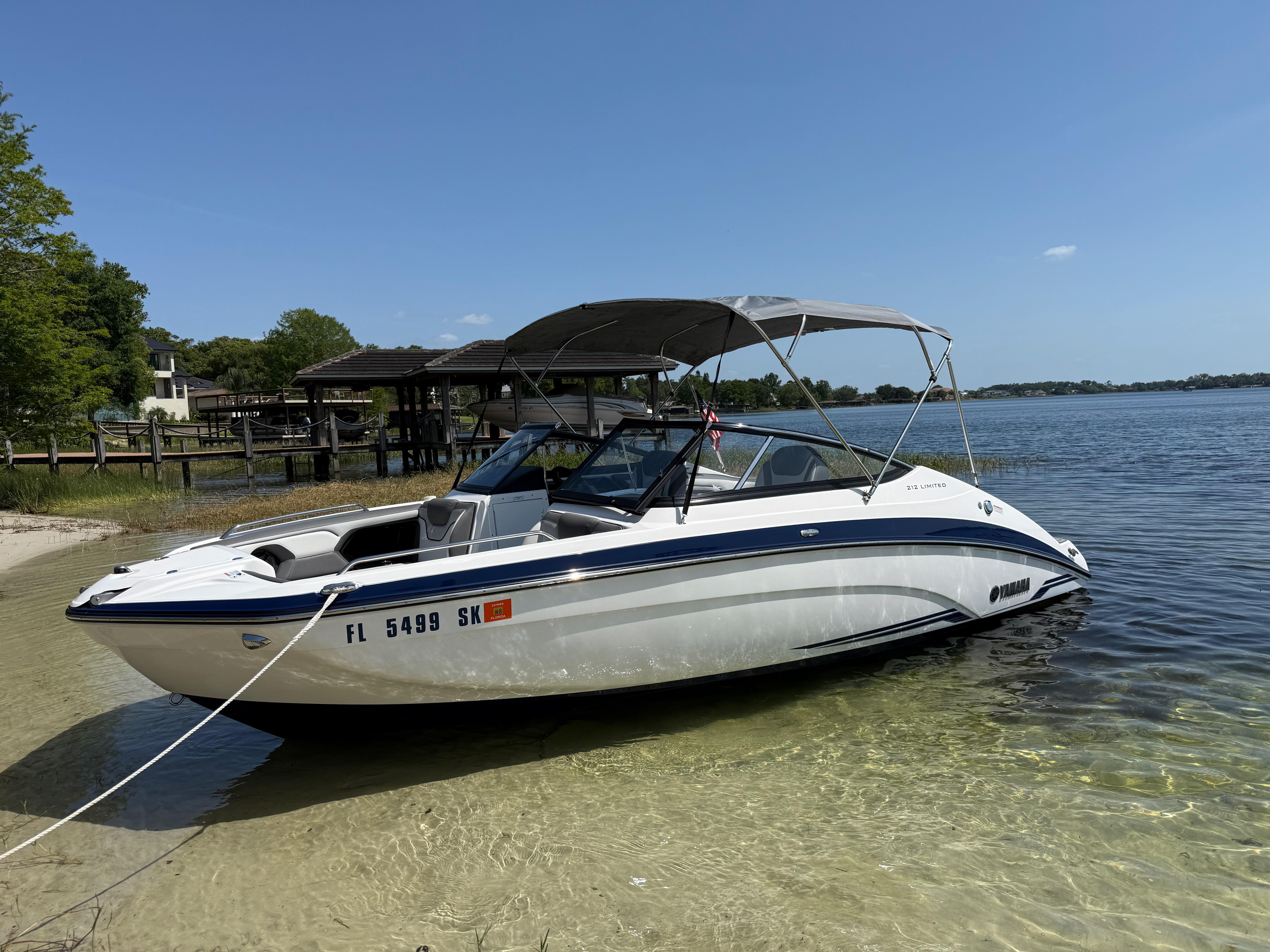 2019 Yamaha Boats 212 Limited