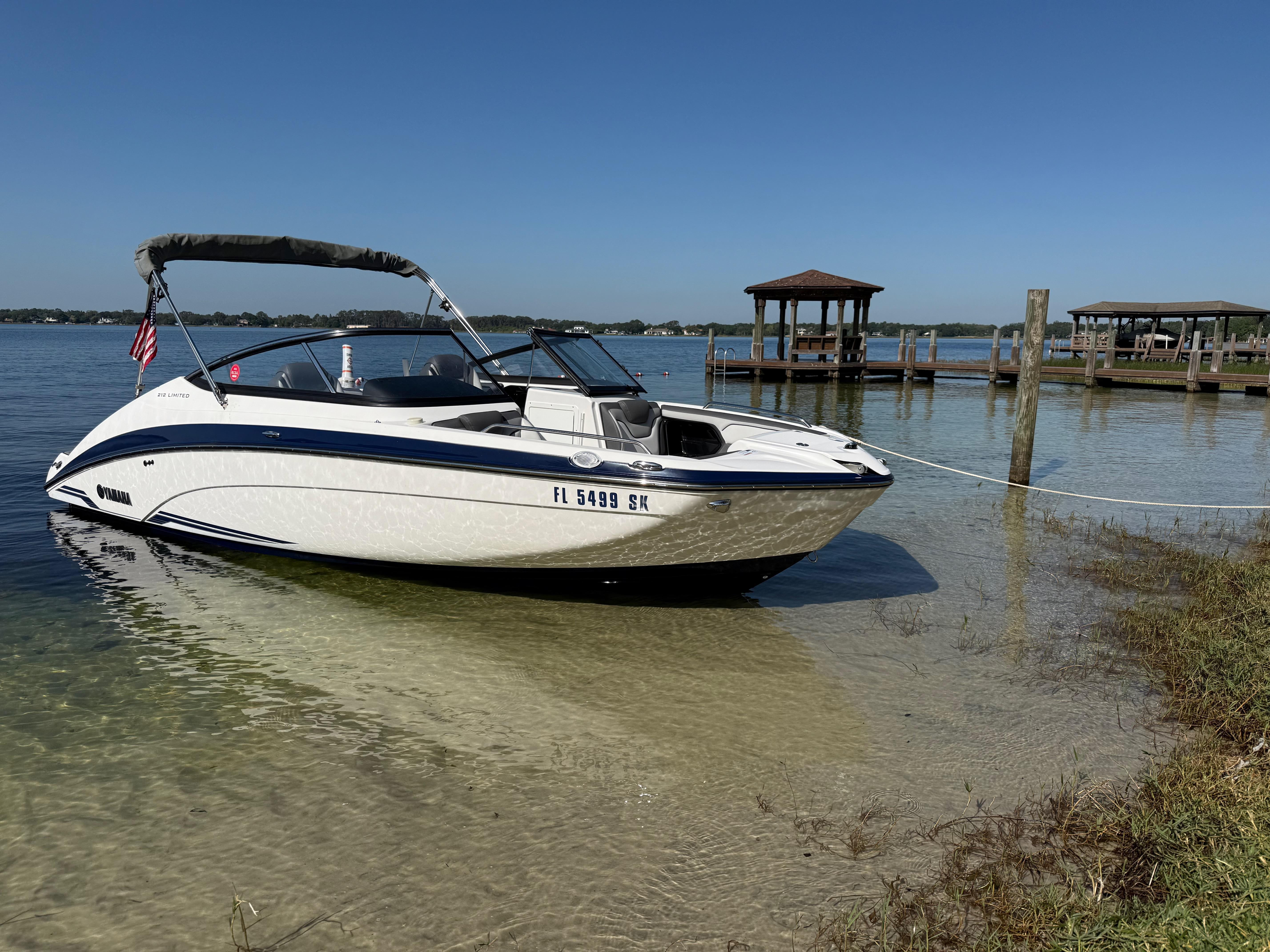 2019 Yamaha Boats 212 Limited