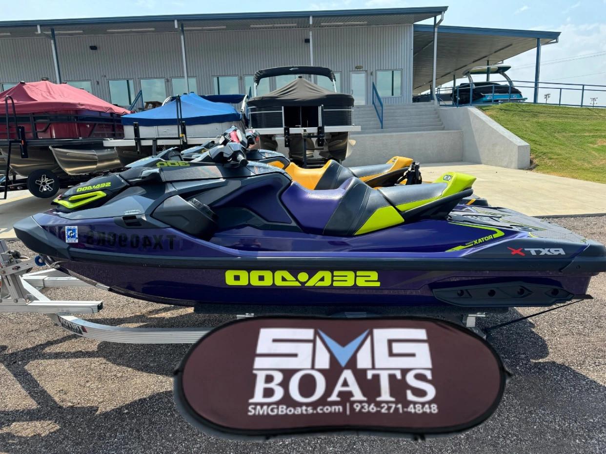 2021 Sea-Doo RXT X-300, Conroe Texas - boats.com