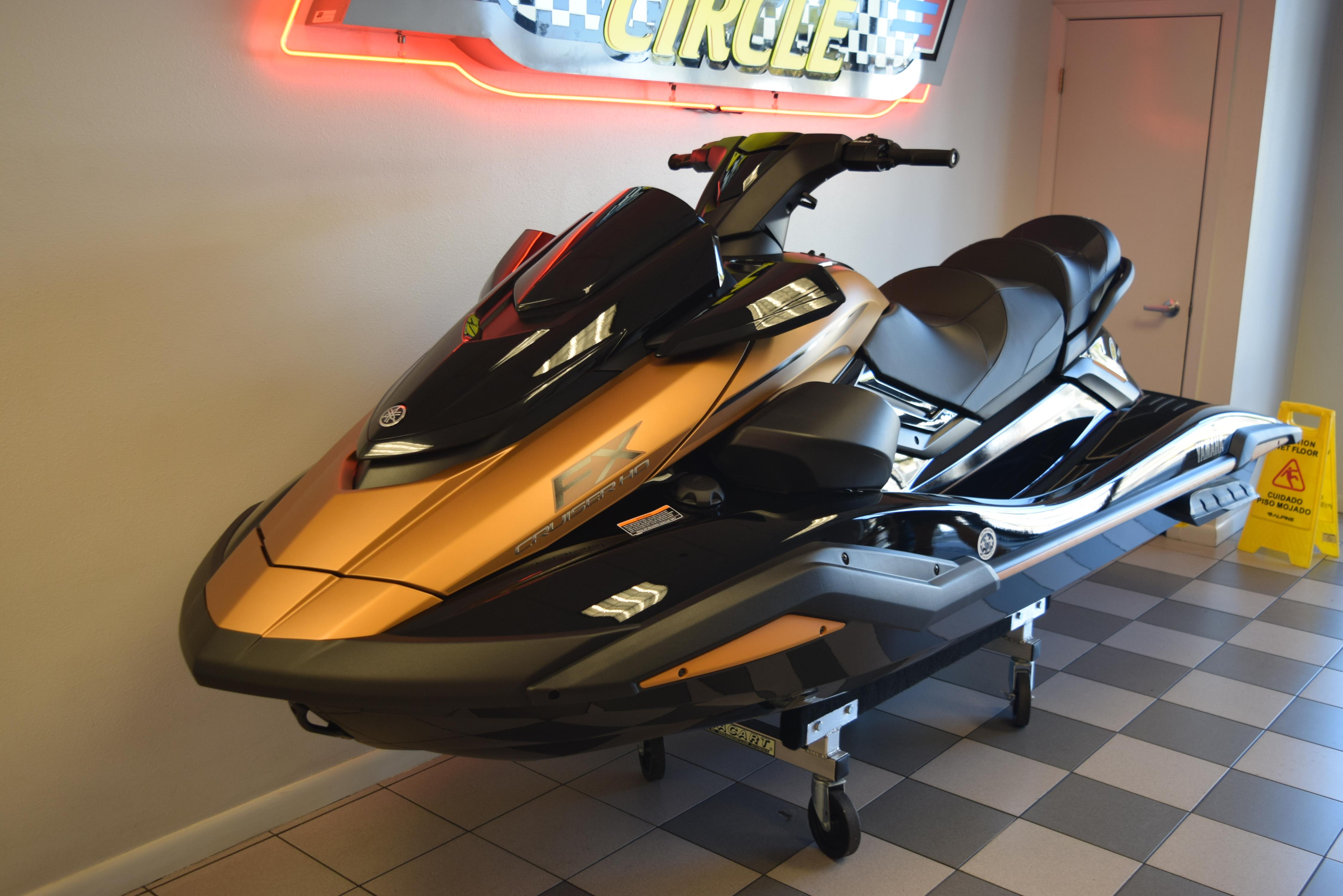 2025 Yamaha WaveRunner FX Cruiser HO