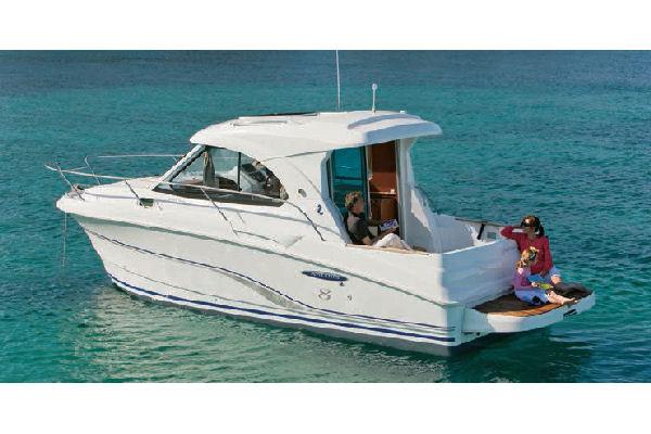 2010 Beneteau Antares 8