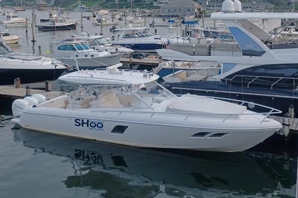 2018 Intrepid 407 Cuddy