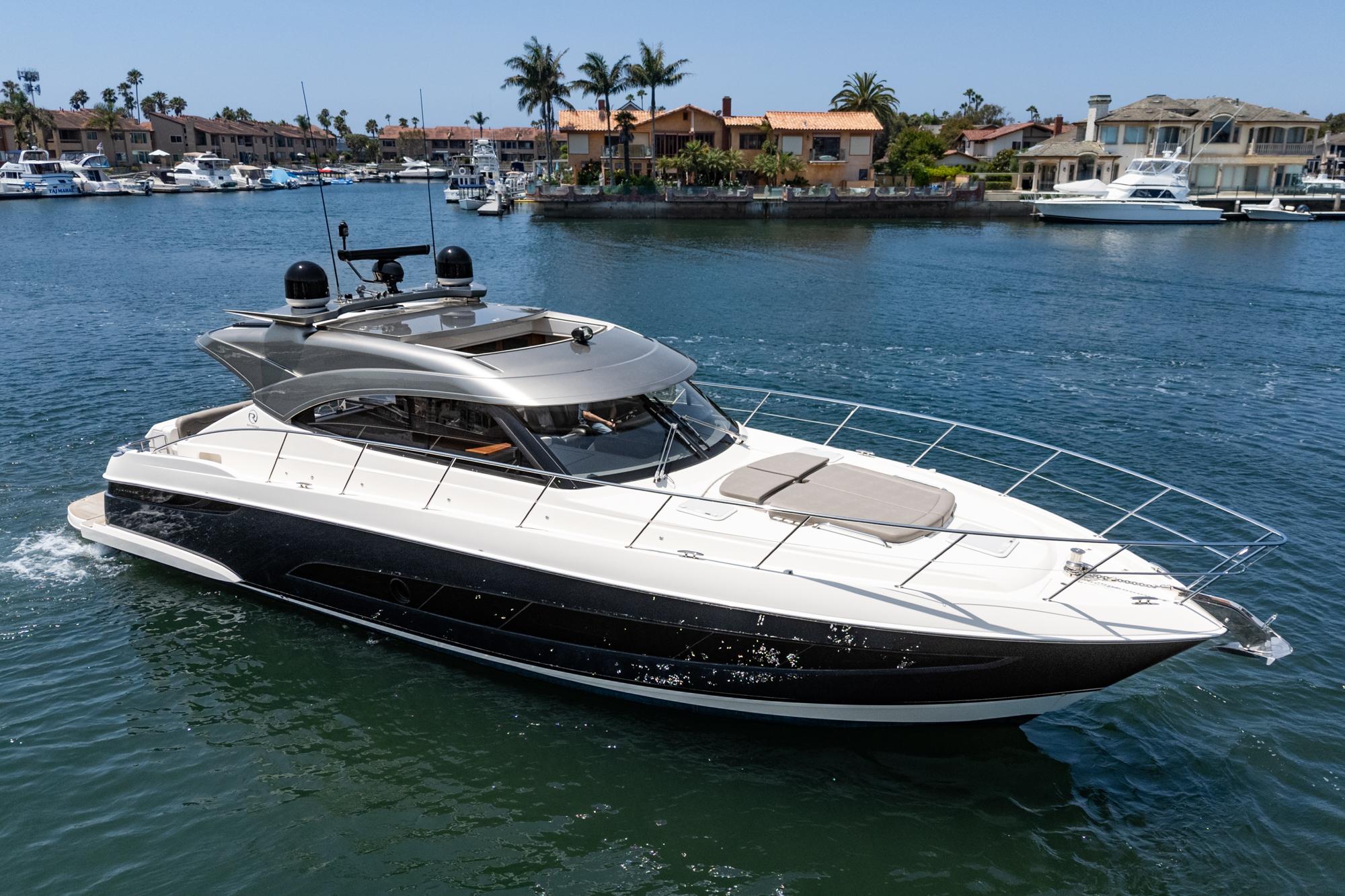 2021 Riviera 4800 Sport Yacht