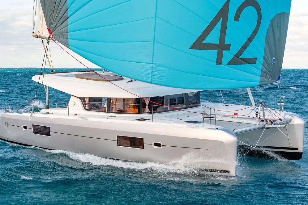 2019 Lagoon 42