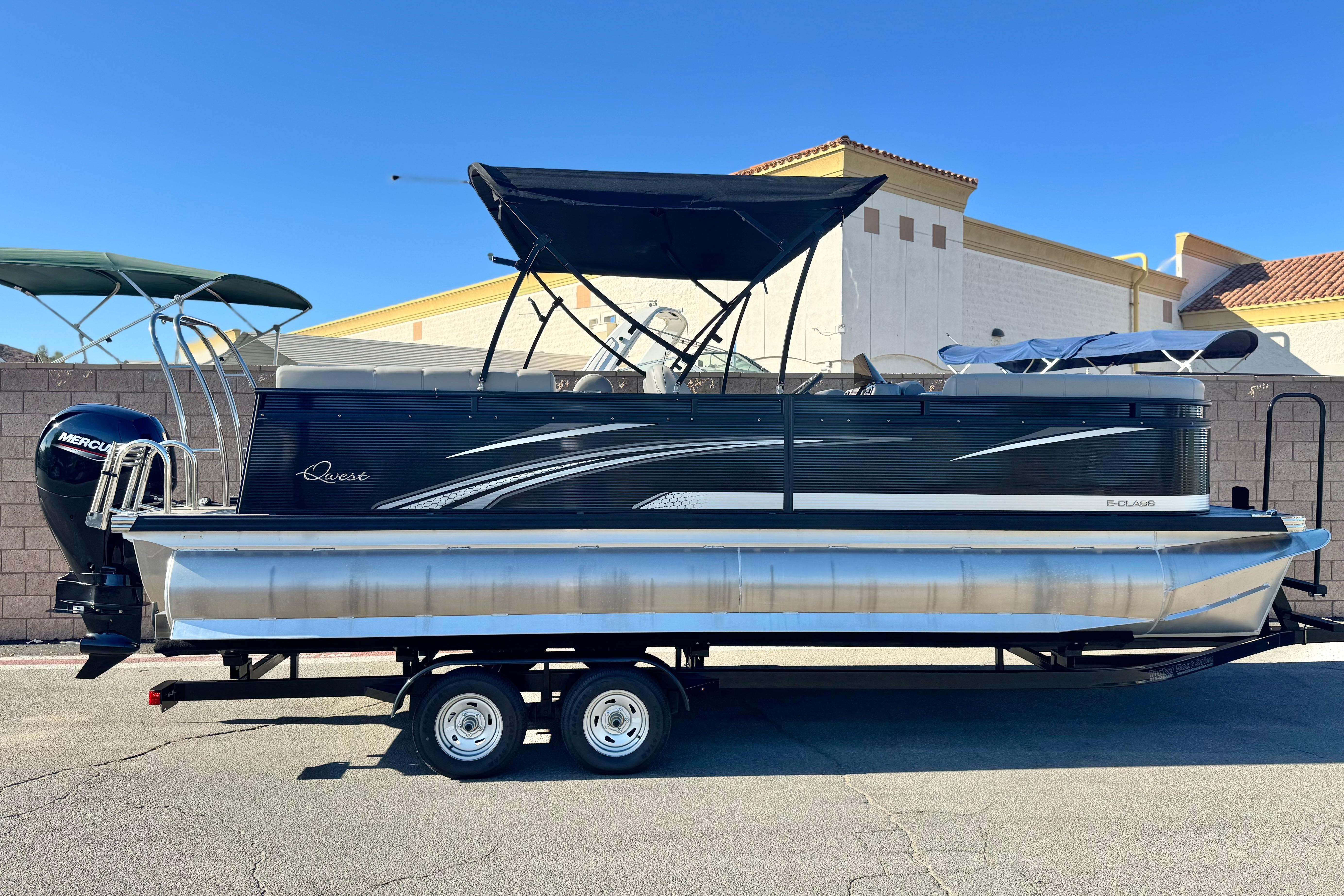 2023 Apex Qwest 822