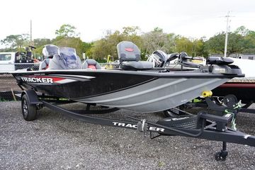 2025 Tracker Pro Team 195 TXE