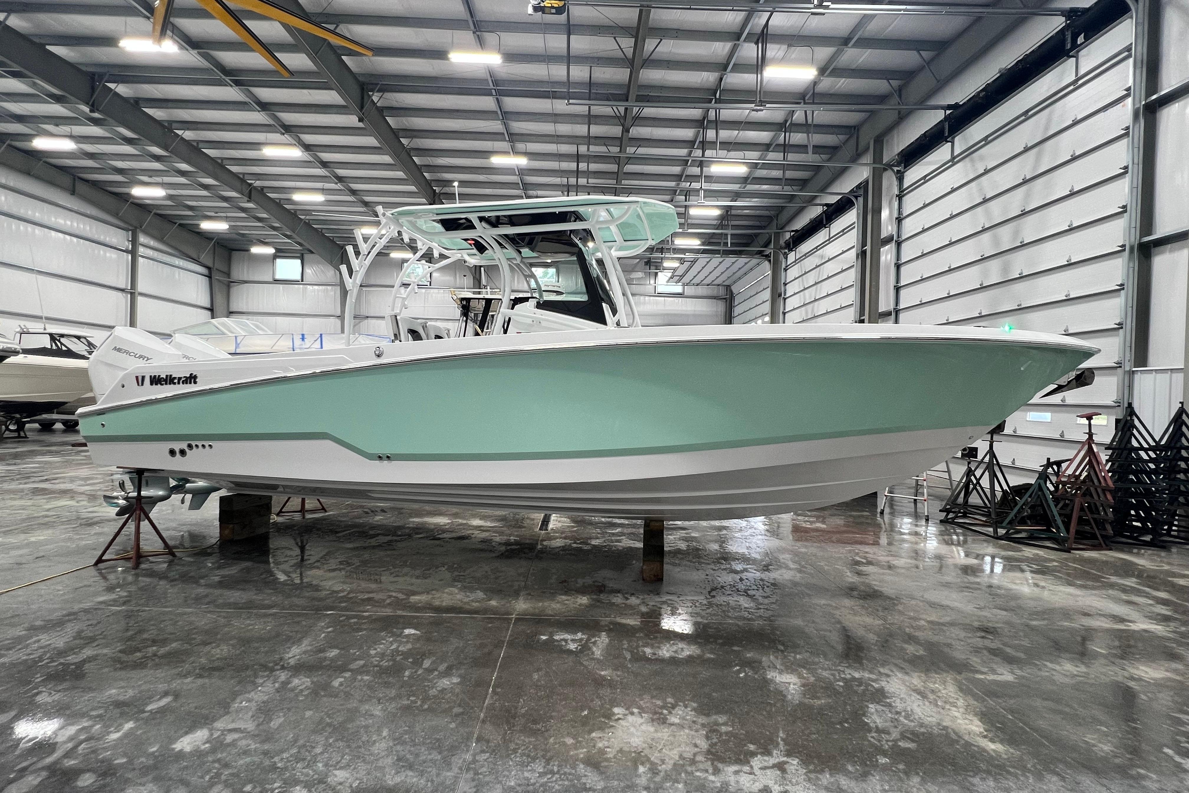 2026 Wellcraft 302 Fisherman