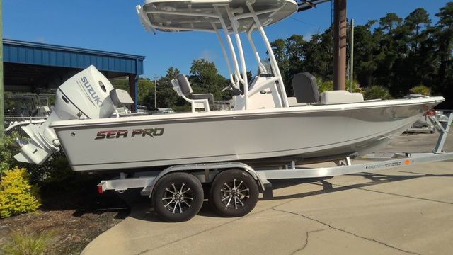 2026 Sea Pro 210 Bay