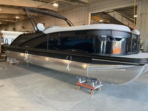 Bennington 24 LXSSB