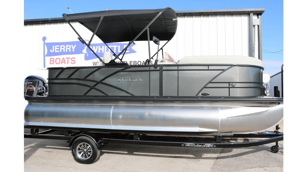 2025 Sylvan Mirage 820 Party Fish Premium