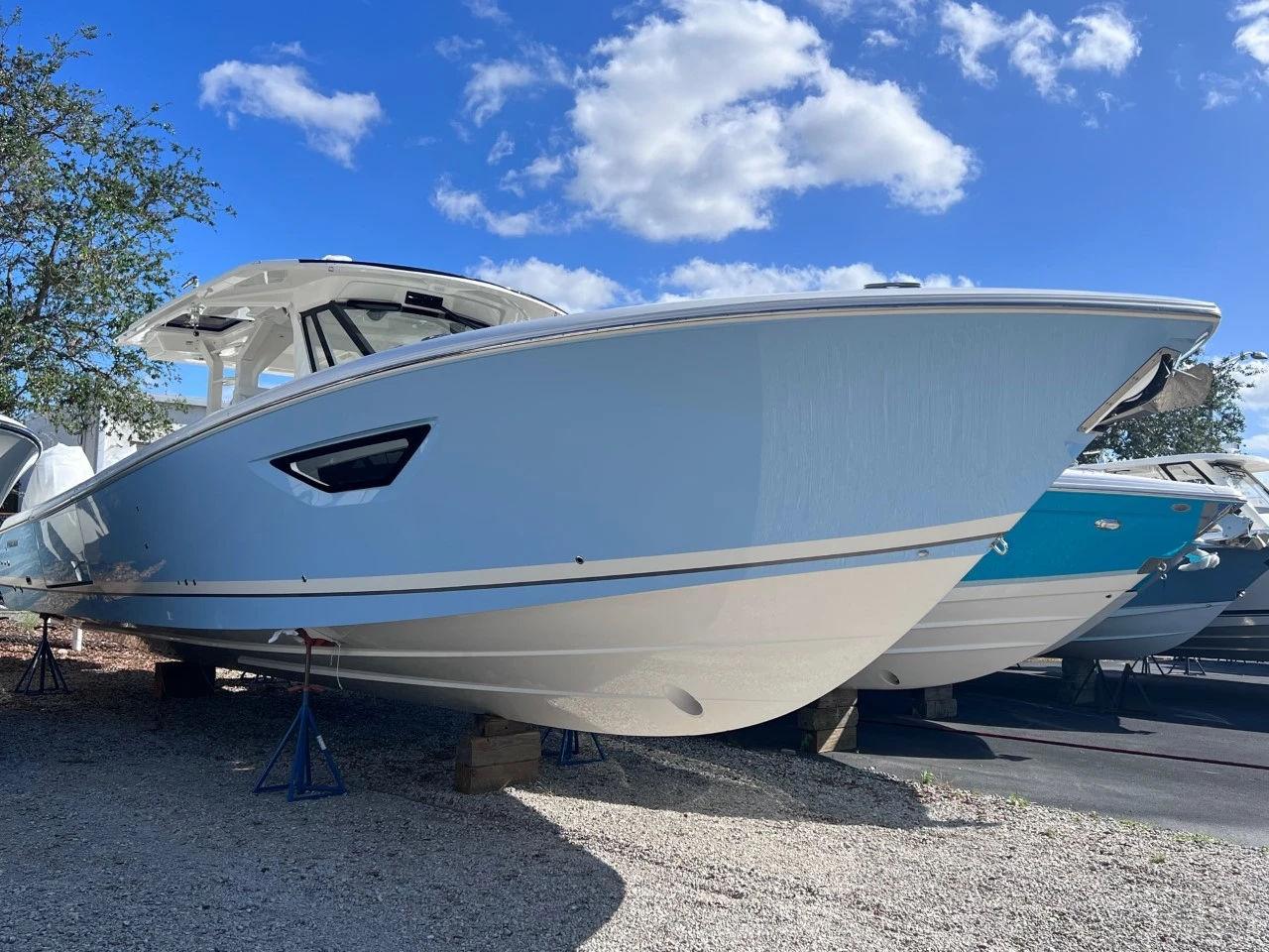 2023 Pursuit S 428, Riviera Beach Florida - boats.com