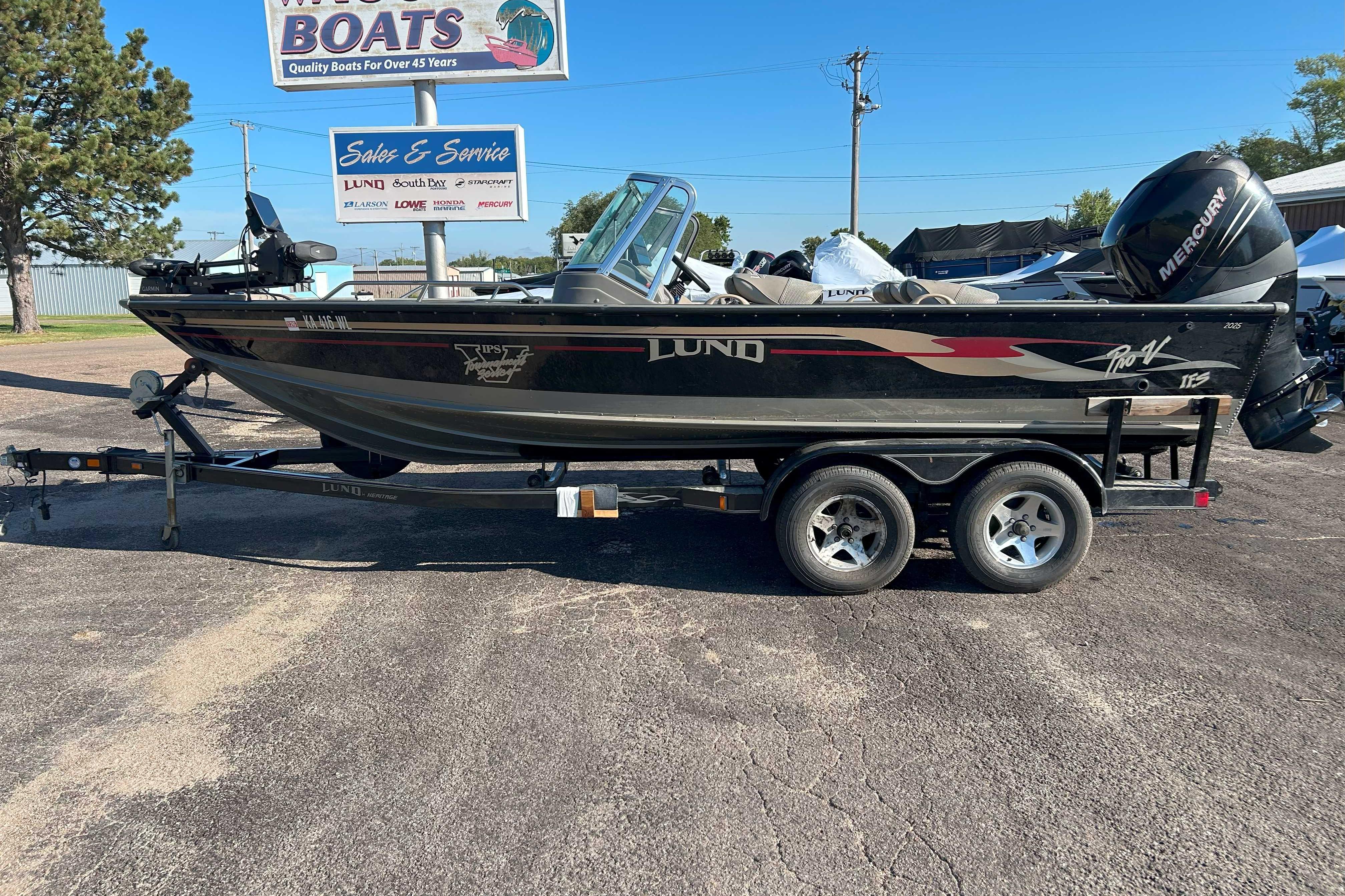 2005 Lund 2025 Pro-V Magnum IFS