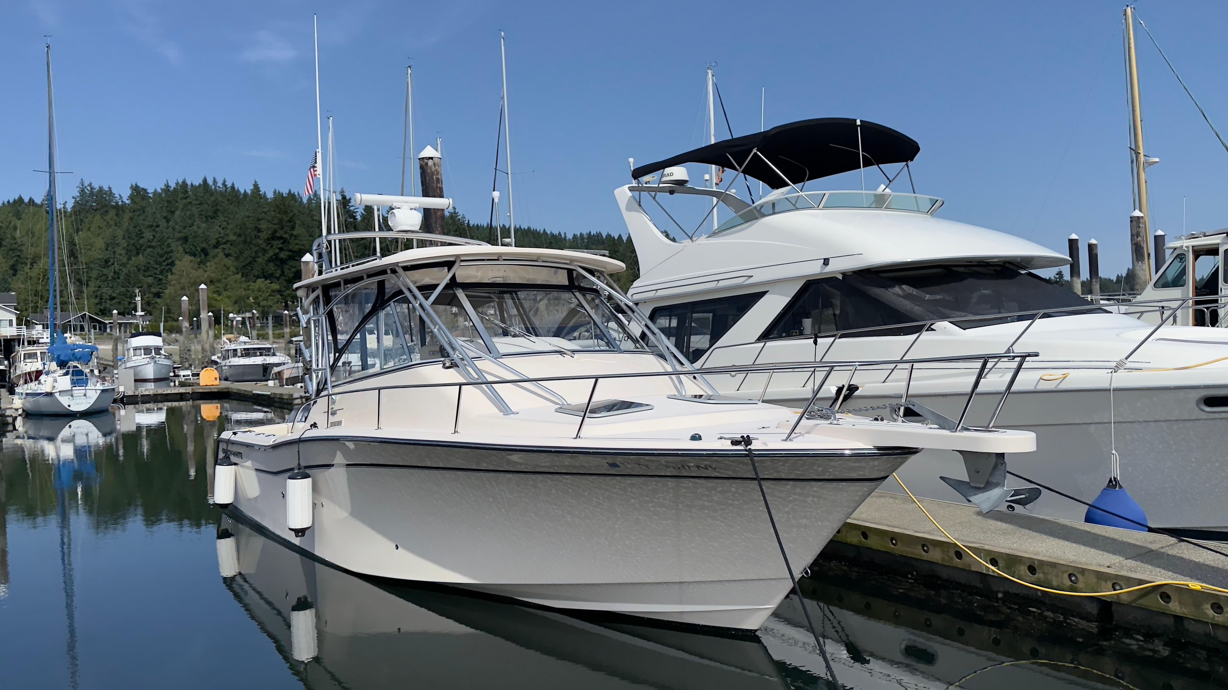 2008 Grady-White 330 Express