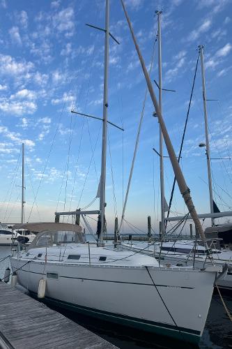 Beneteau 361