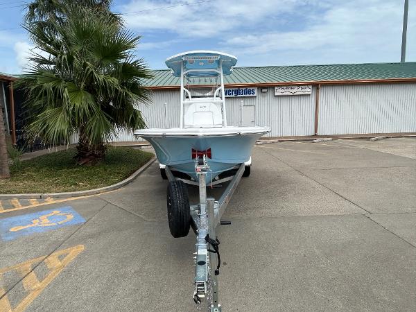 2025 Sea Pro 250 DLX
