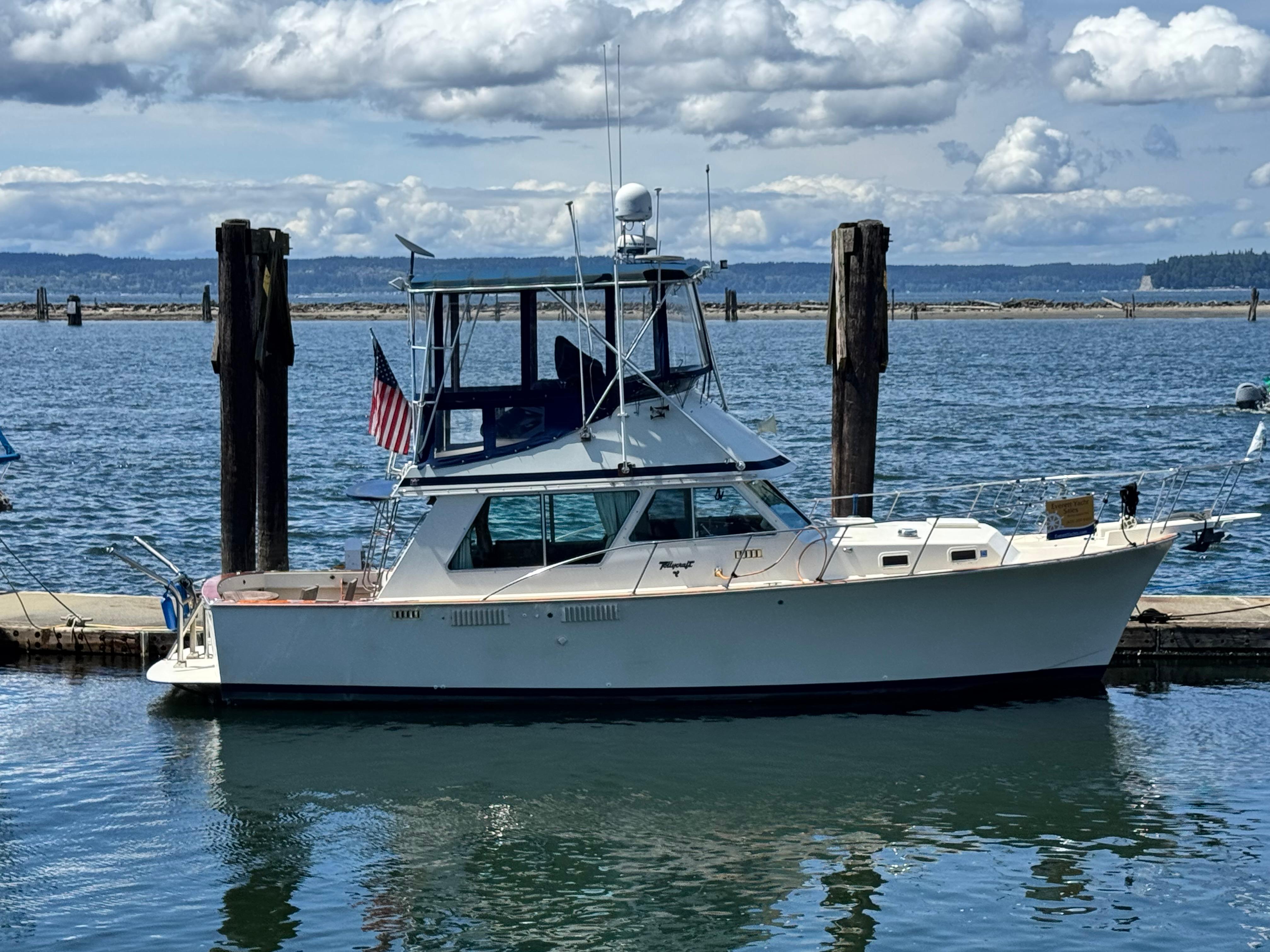 1980 Tollycraft 37