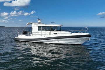 2016 Paragon 31 Cabin