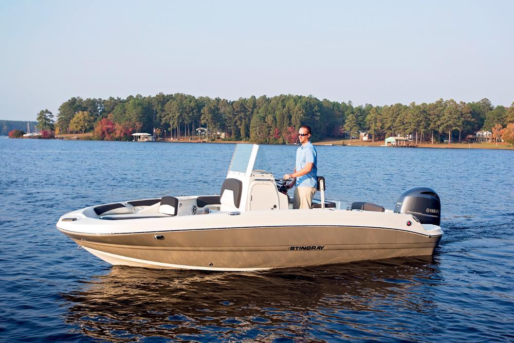 Stingray 206 CC