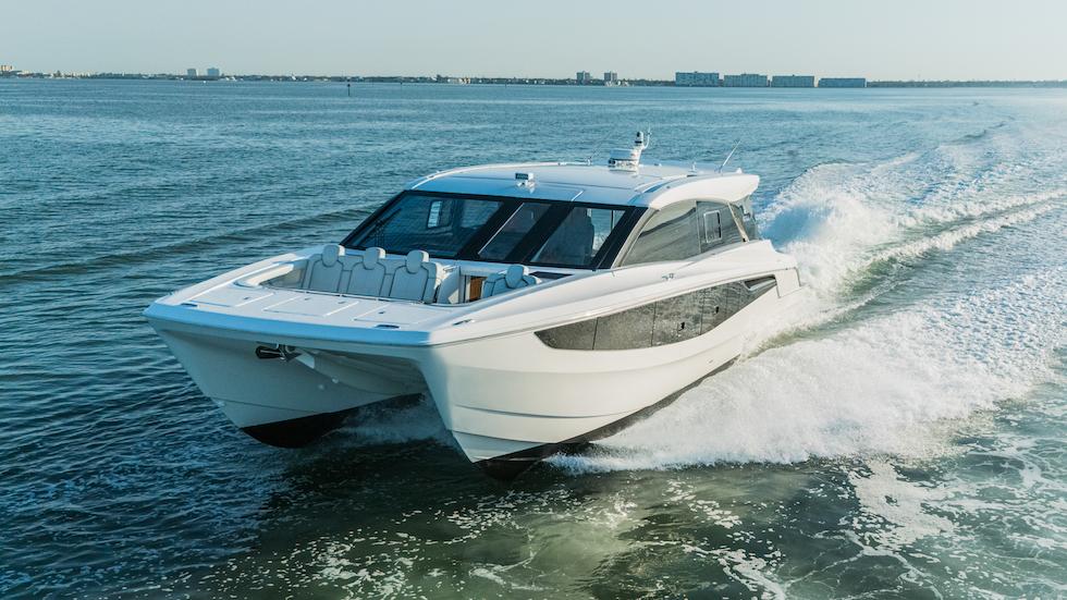 Aquila 46 COUPE