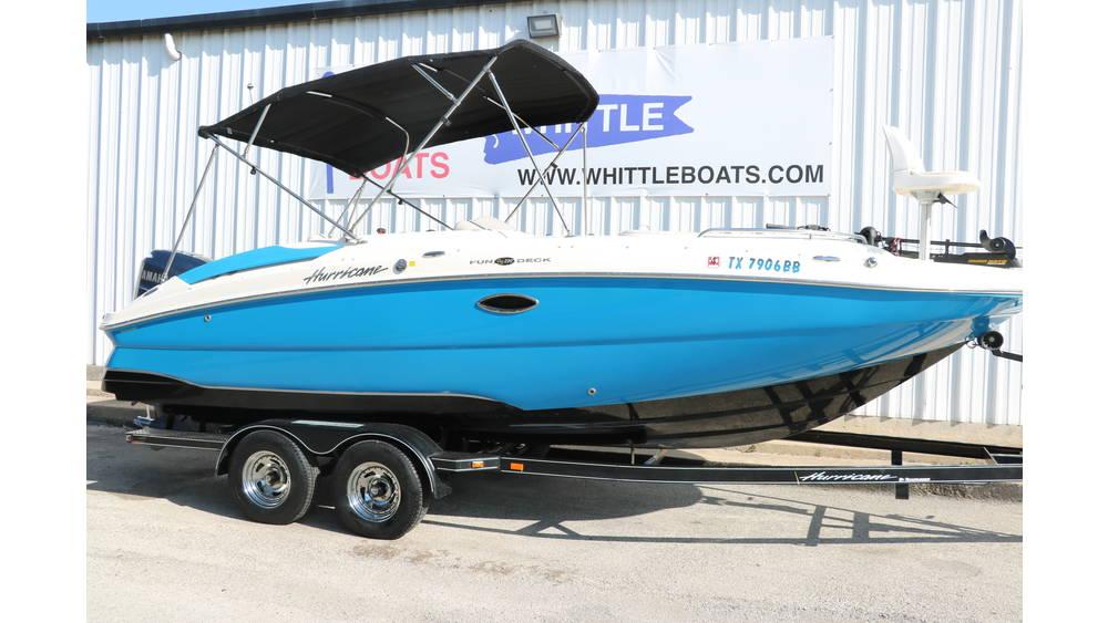 2009 Hurricane FunDeck GS 220