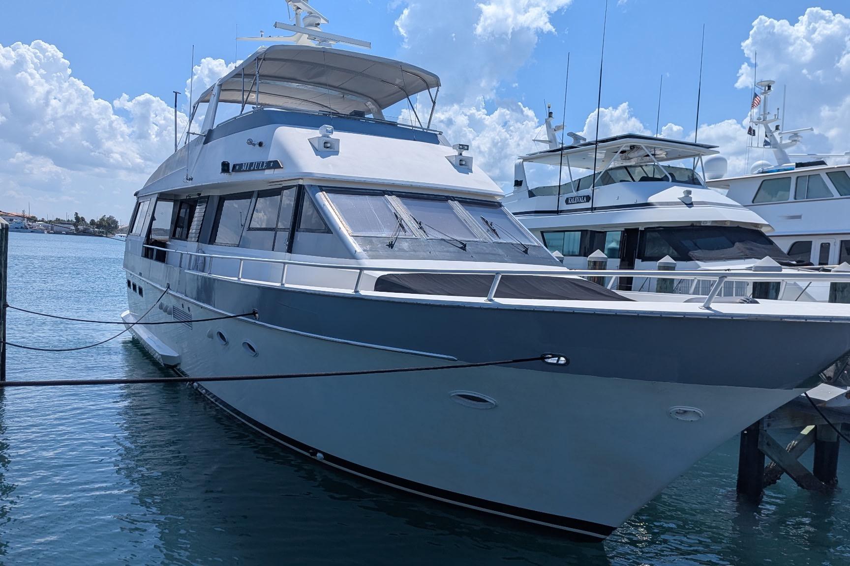 1992 Viking 65 Motor Yacht