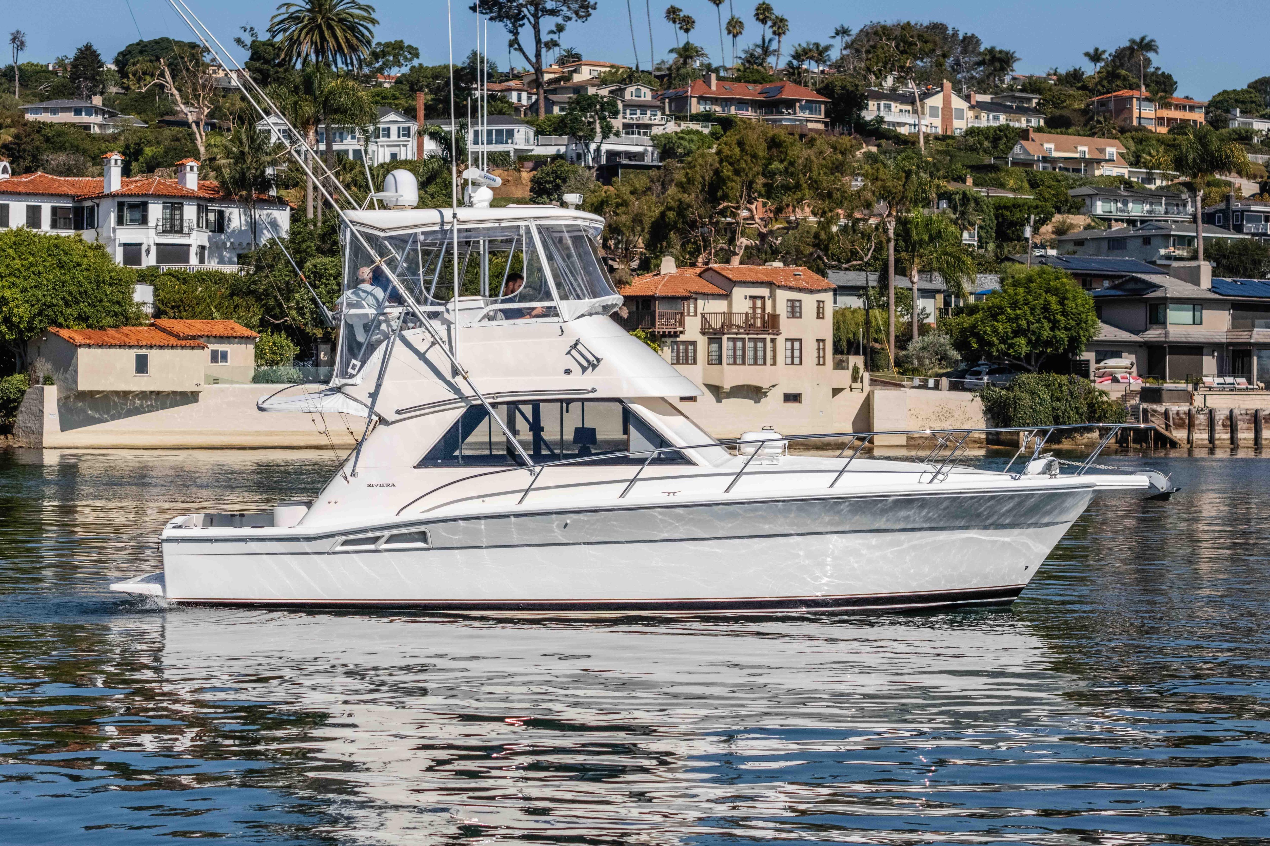 2001 Riviera 36 Flybridge