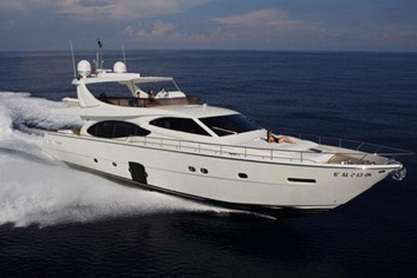 Ferretti Yachts 780 Manufacturer Provided Image