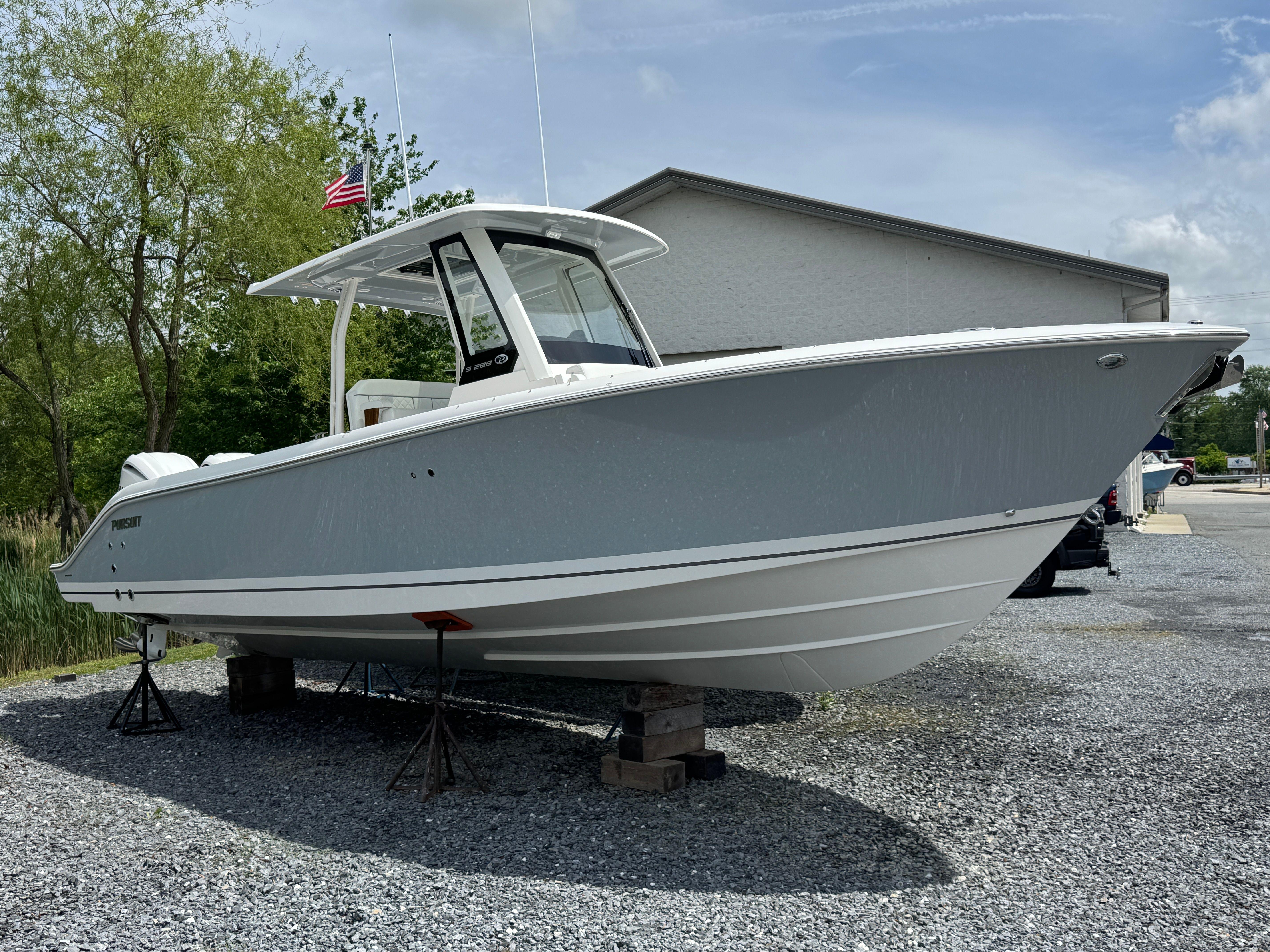 2025 Pursuit S 288